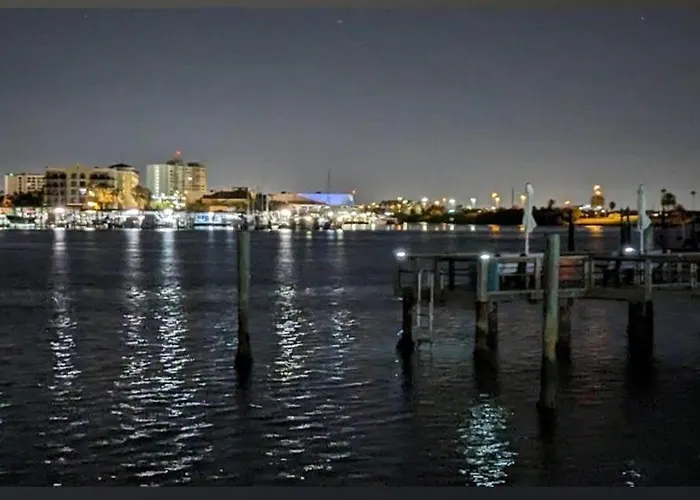 Mandaly Bay Efficiency Comfort * Clearwater Beach